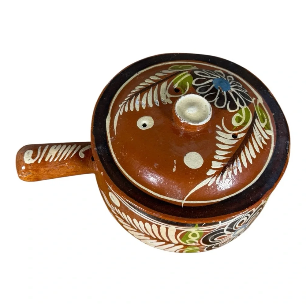 Hand-Painted Mexican Pottery Pot with Lid‎
